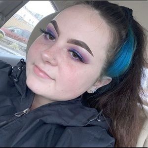 Meet your Posher, Kaitlyn